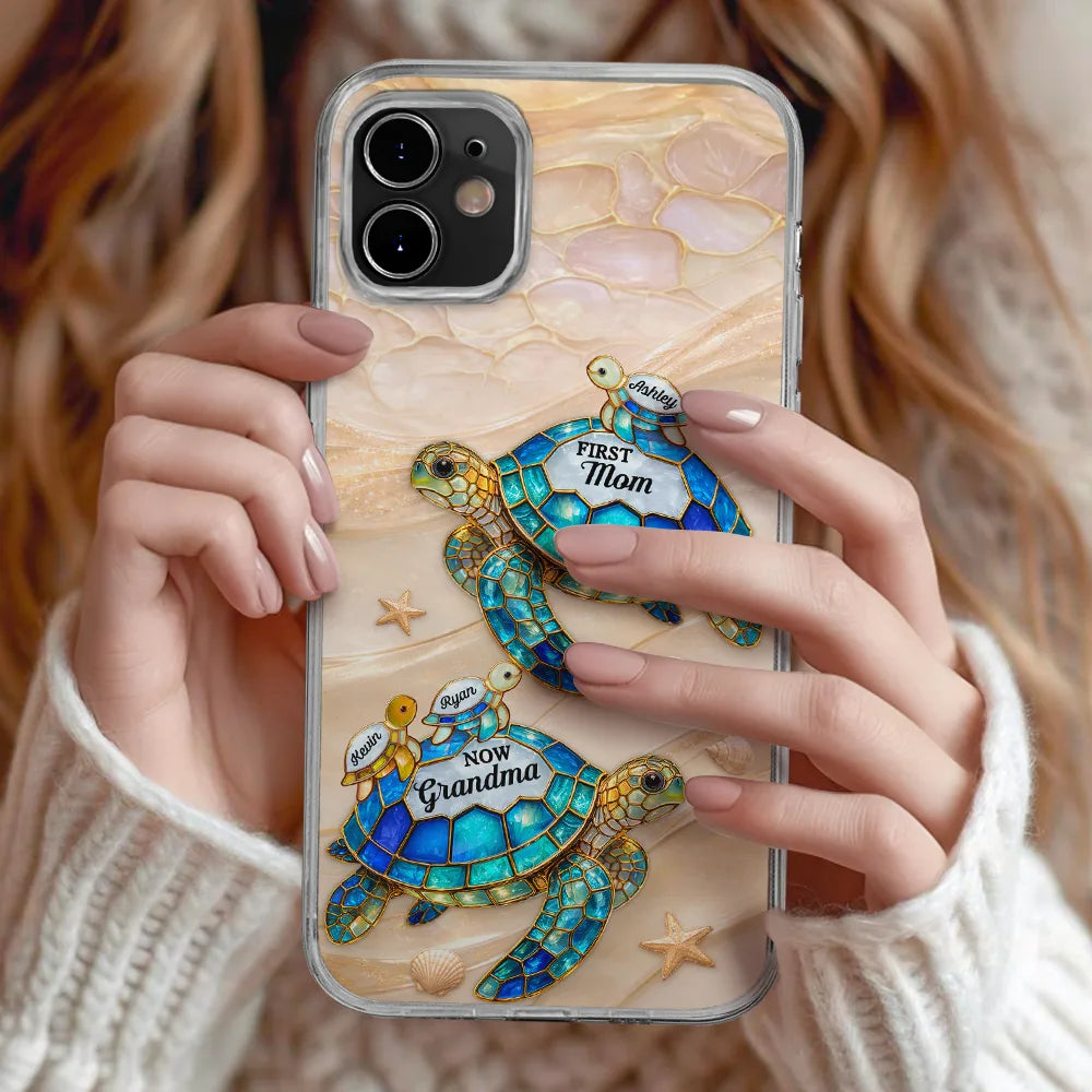 Gift For Grandma,Grandma - Grandkids,Gift For Mother,Beach,Happy,Non-Eng,Icon,Proud - First Mom Now Grandma Turtle - Personalized Clear Phone Case