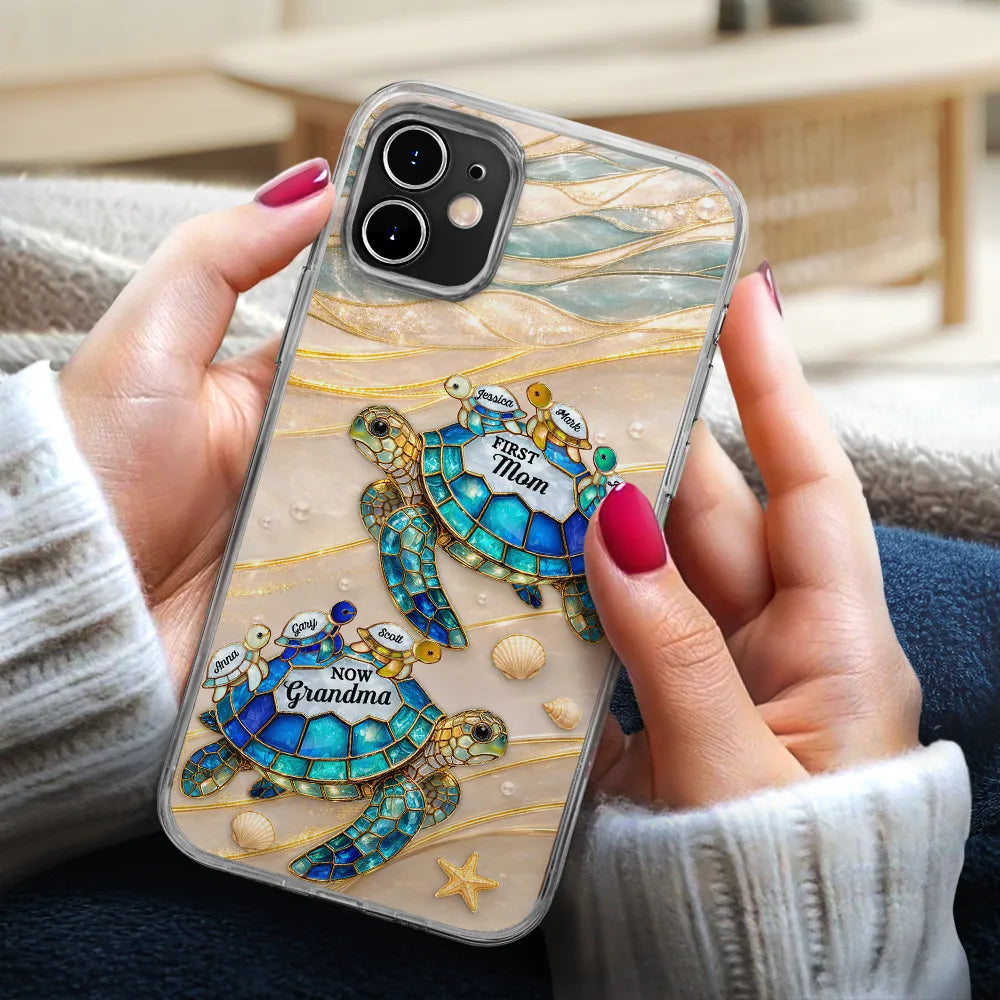 Gift For Grandma,Grandma - Grandkids,Gift For Mother,Beach,Happy,Non-Eng,Icon,Proud - First Mom Now Grandma Turtle - Personalized Clear Phone Case