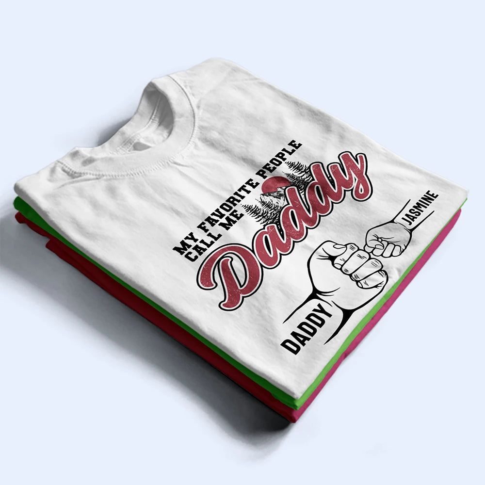 Gift For Father,Gift For Grandpa,Grandpa - Grandkids,Dad - Children,Icon,Proud - Fist Bumps Vintage This Papa Belongs To - Personalized T Shirt