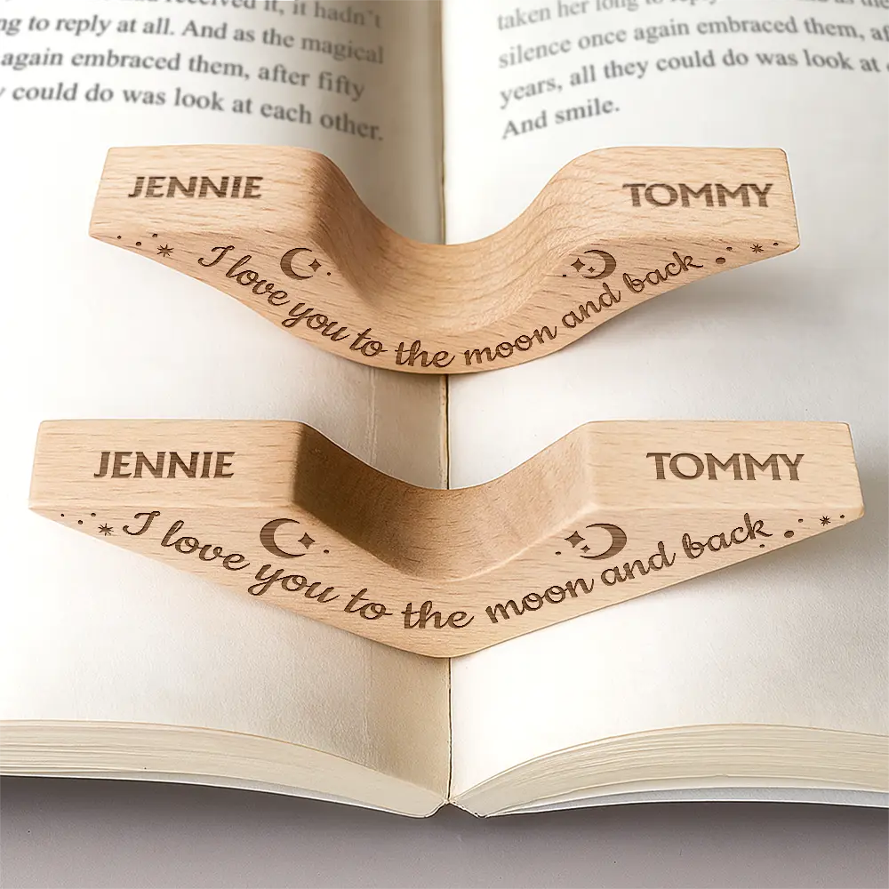 I Love You To The Moon And Back - Personalized Thumb Page Holder