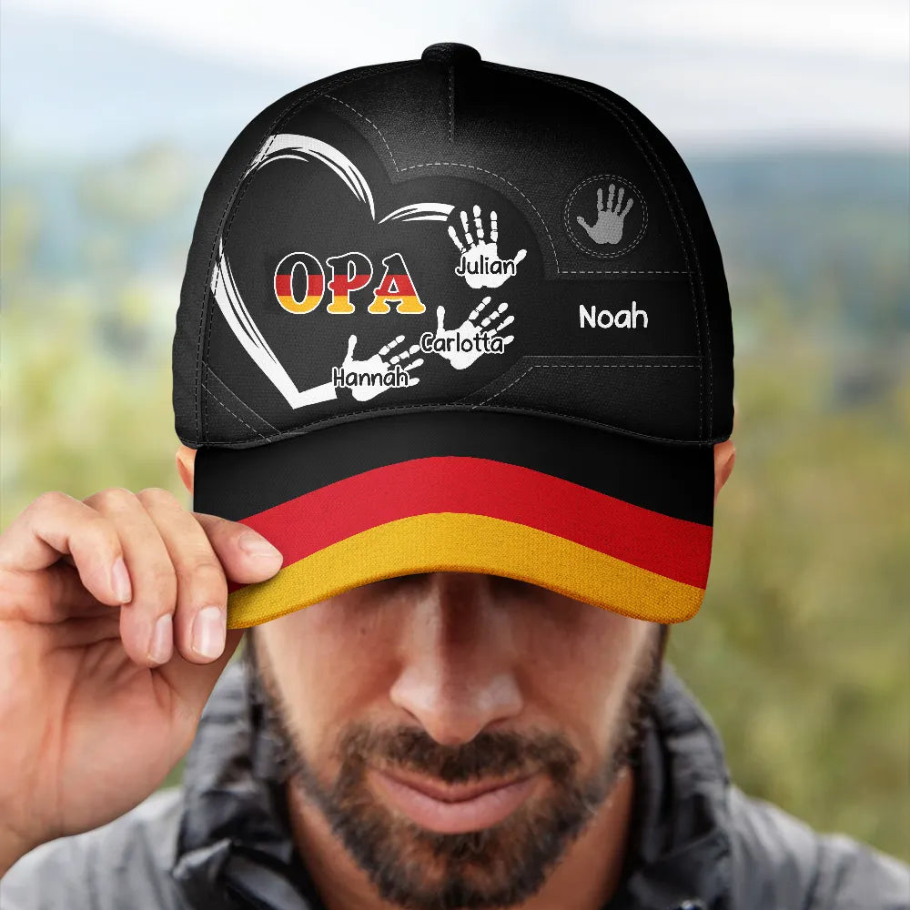 Gift For Yourself,Gift For Women,Gift For Men,Gift For Mother,Gift For Uncle,Gift For Aunt,Gift For Father,Gift For Grandma,Gift For Grandpa,Love,German - Flagge Deutschlands Handabdrücke Von Opa Papa Und Kindern - Personalisierte Klassische Kappe