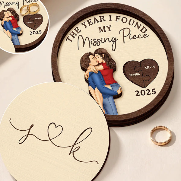 Gift For Husband, Gift For Wife, Gift For Boyfriend, Gift For Girlfriend, Custom Photo, Love, Gift For Couples - The Year I Found My Missing Piece Kissing Couples - Personalized 2-Layered Wooden Ring Dish