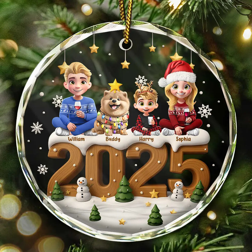 Family,Gift For Grandparents,Parents,Gift For Kids,Happy,Christmas,Non-Eng - 3D Effect Christmas Family And Dog Cat - Personalized Circle Glass Ornament