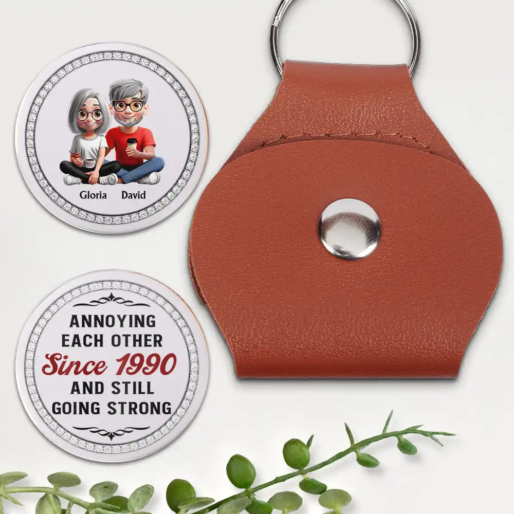 Gift For Couples,Old Couples,Gift For Women,Gift For Men,Gift For Husband,Gift For Wife,Love - 3D Effect Couple Annoying Each Other - Personalized Leather Pocket Hug