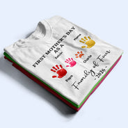 Family,New Dad,New Mom,New baby,Happy - 3D Effect Handprints Family - Personalized T Shirt