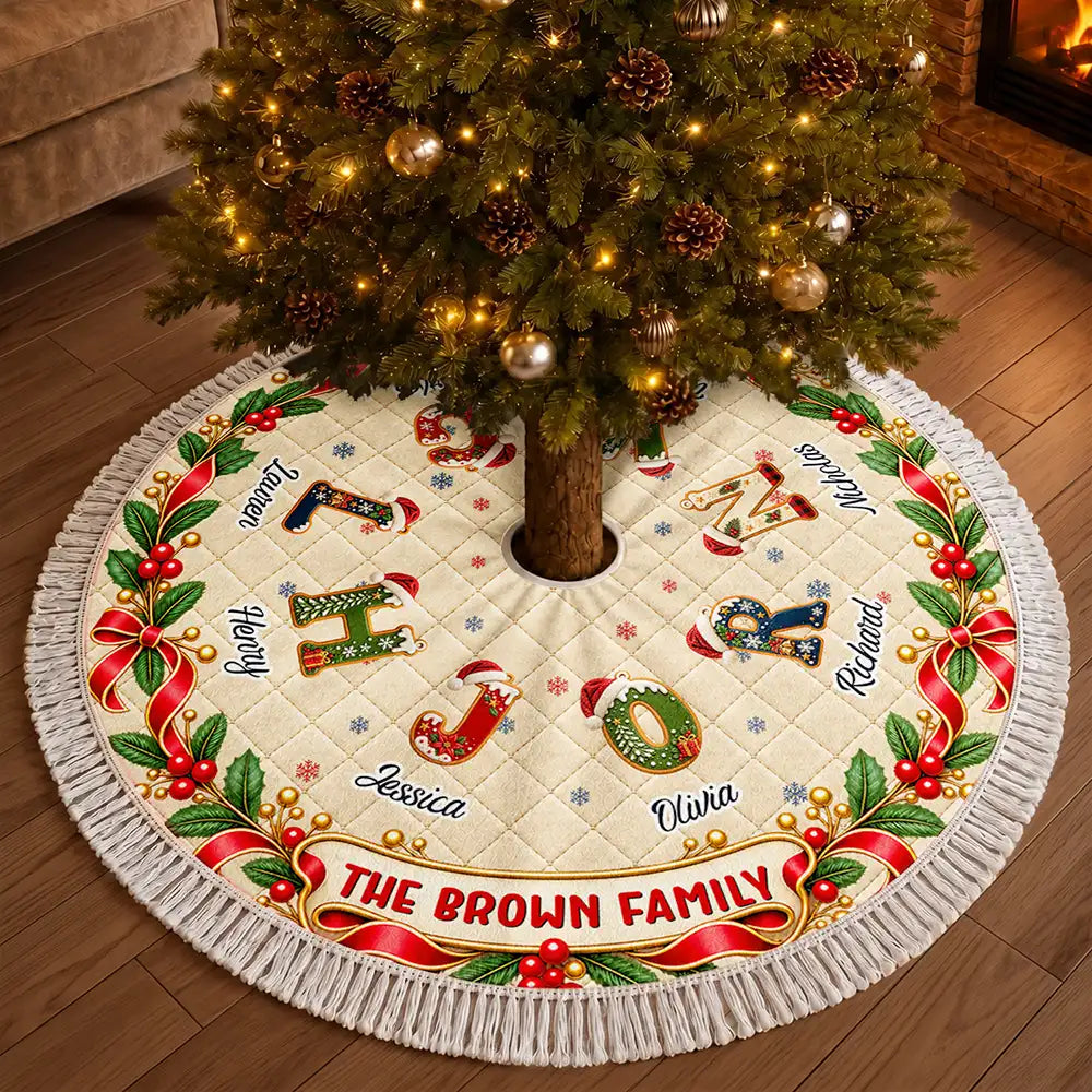 Christmas, Family, Icon, Sentimental - Gift For Family Mom Grandma - Personalized Family Name And Names Santa Hat Initials Christmas Tree Skirt