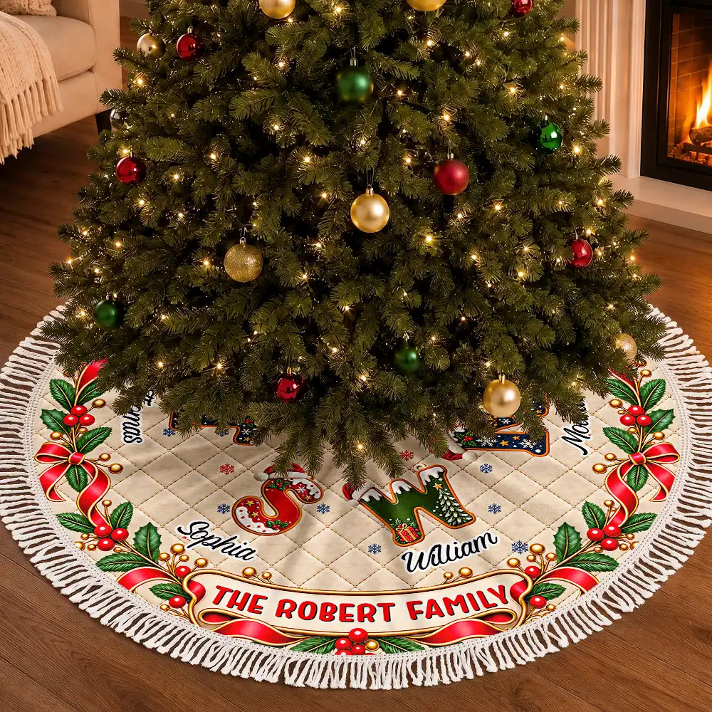 Christmas, Family, Icon, Sentimental - Gift For Family Mom Grandma - Personalized Family Name And Names Santa Hat Initials Christmas Tree Skirt
