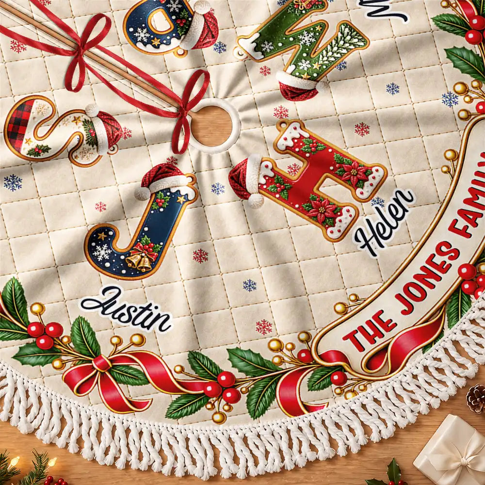 Christmas, Family, Icon, Sentimental - Gift For Family Mom Grandma - Personalized Family Name And Names Santa Hat Initials Christmas Tree Skirt