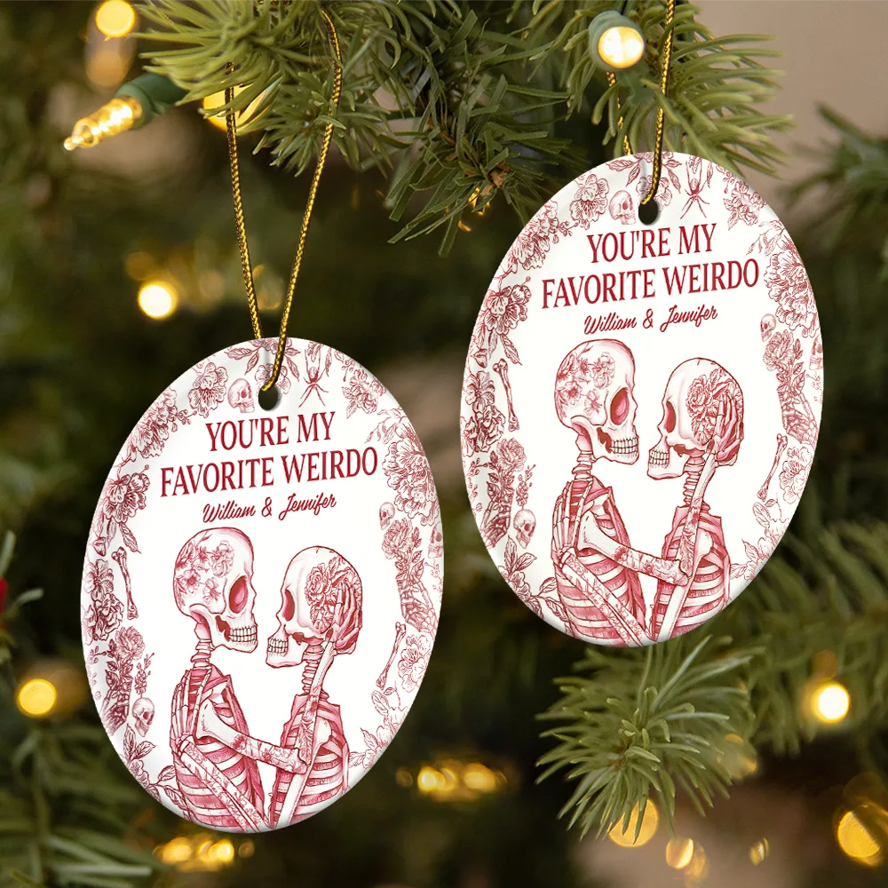 Christmas,Gift For Couples,Gift For Husband,Gift For Wife,Gift For Boyfriend,Gift For Girlfriend,Happy - Couple Skeleton Toile Design You Are My Favorite Weirdo - Personalized Circle Ceramic Ornament