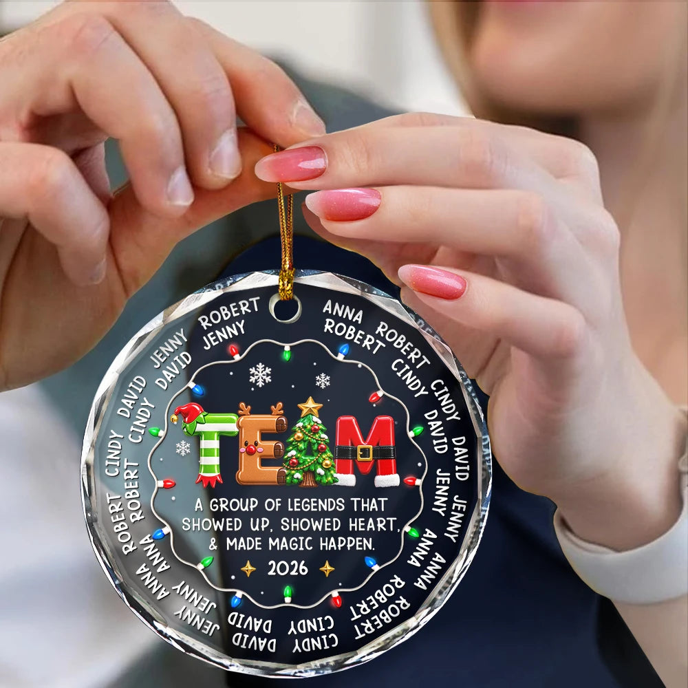 Christmas,Gift For Colleagues,Grateful,Text Shape - Circle,Top Market - Christmas Gift For Coworkers Team Members - Personalized Names & Year Group Of Legends Circle Glass Ornament