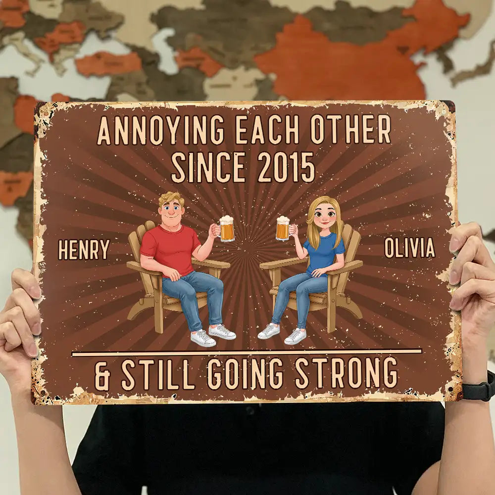 Summer,Top Market,Gift For Couples,Old Couples,Humorous,Vector - Animate Couple Annoying Each Other - Personalized Classic Metal Signs