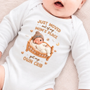 Top Market,New Baby,New Mom,Christmas,Humorous,Gift For Mother,Vector - Just Moved Out My Mom's Place Baby Shower Gifts For New Moms New Dads New Parents - Personalized Baby Onesie