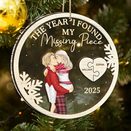 The Year I Found My Missing Piece Kissing Couples - Personalized 2-Layered Mix Ornament