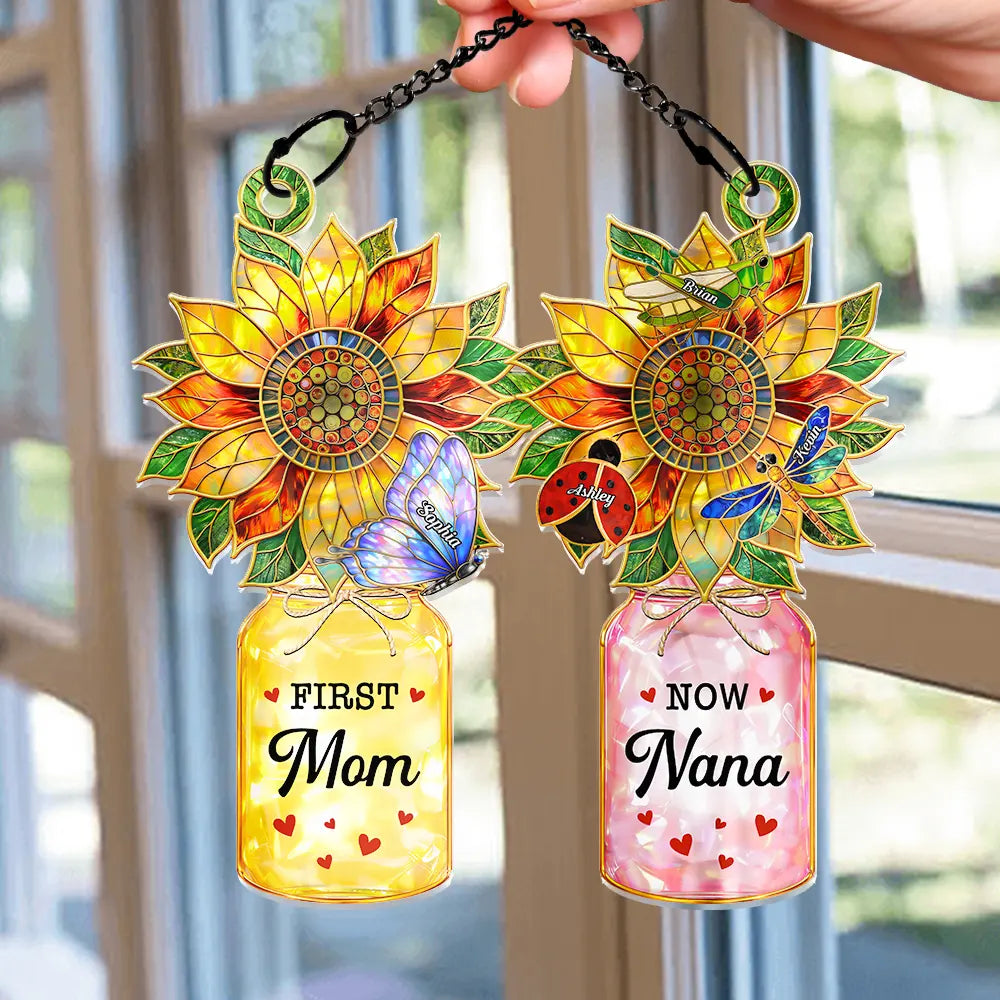 Gift For Grandma,Grandma - Grandkids,Happy,Icon,Grateful - First Mom Now Grandma Sunflower Love Bugs - Personalized Window Hanging Suncatcher Ornament