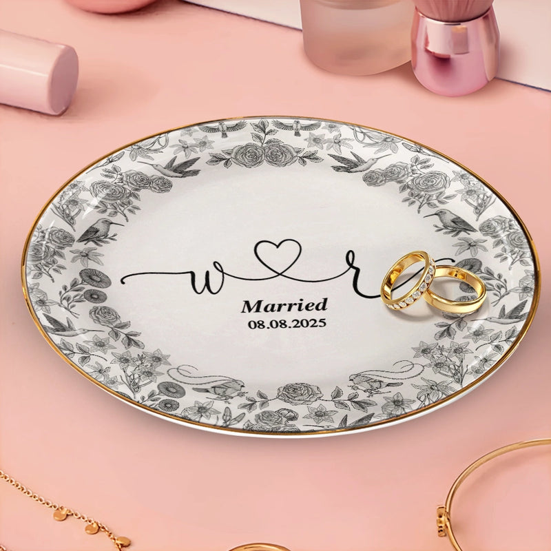 Gift For Couples, Gift For Wife, Gift For Girlfriend, Happy - Couple Initial Names Engaged Married Toile De Jouy Pattern - Personalized Round Ring Dish