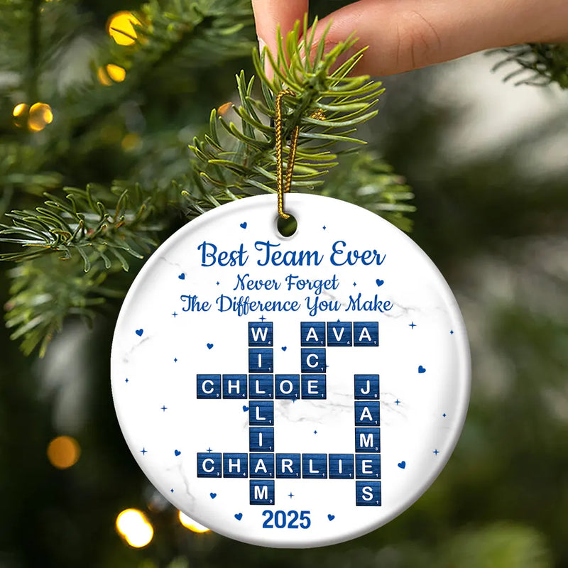Gifts For Colleagues, Happy, Christmas - Crossword Best Team Ever - Personalized Circle Ceramic Ornament