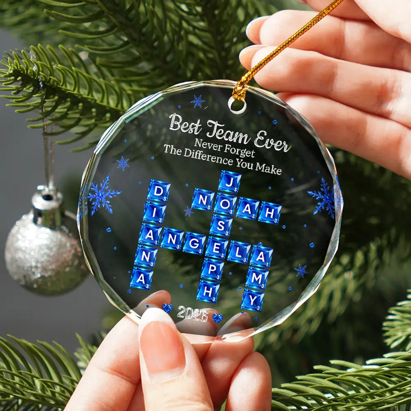 Grateful,Gift For Colleagues,Christmas,Crossword - Crossword Crystal Effect Best Team Ever Never Forget The Difference You Make - Personalized Circle Glass Ornament