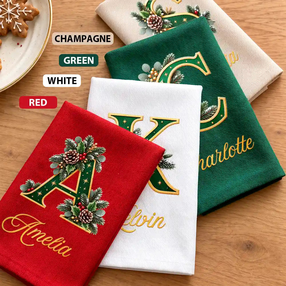 Top Market,Sentimental,Christmas,Family,Icon - Custom Name Monogram Christmas Holly Wreath Family Gift - Personalized Reusable Napkin