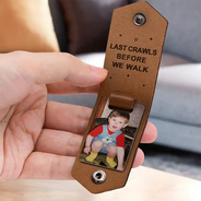 Happy,Graduation,Gift For Yourself,Gift For Men,Gift For Women,Gift For Daughter,Gift For Son,Gift For Sibling,Gift For Sisters,Gift For Brothers,Gift For Bestie - Custom Photo Childhood Look Who's Graduated - Personalized Leather Photo Keychain