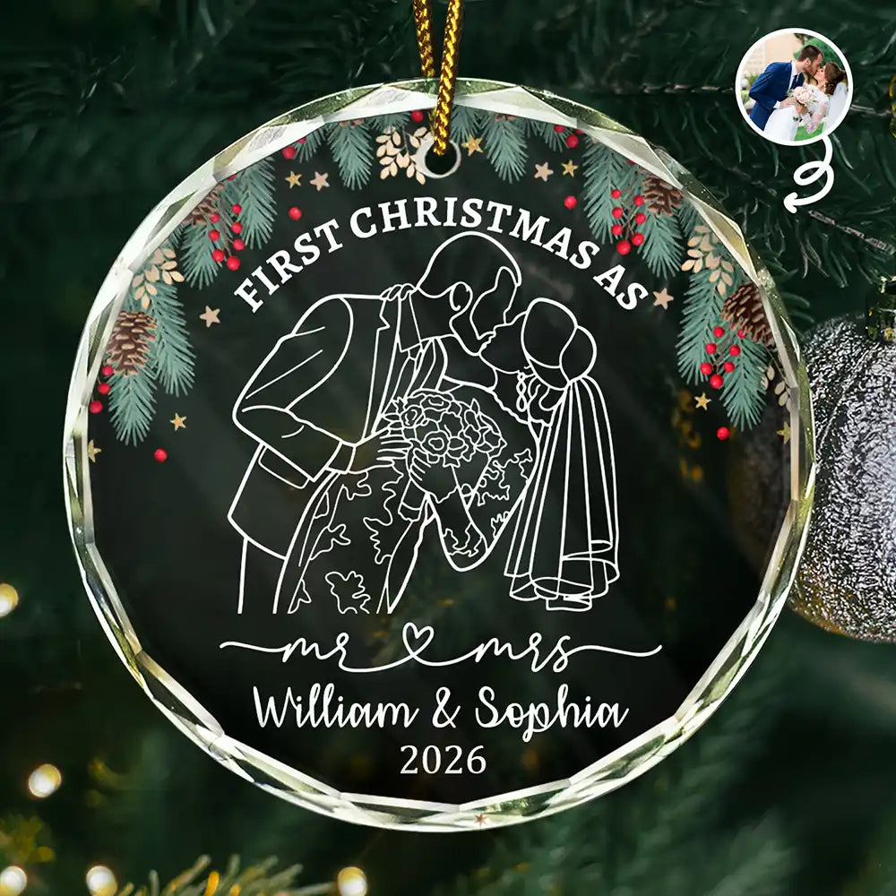 Art Design,Christmas,Married Couple,Romantic,Gift For Couples,Photo - Faceless Outline Sketch - Custom Photo Faceless Outline Sketch First Christmas As Mr. & Mrs. - Personalized Circle Glass Ornament