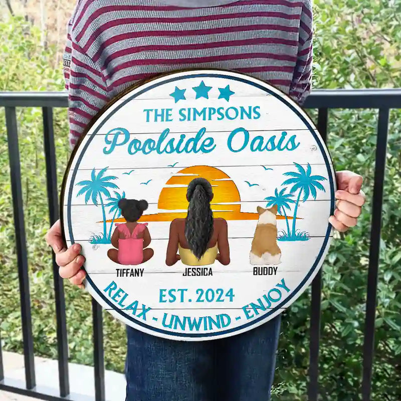 Poolside Paradise Family - Personalized Wood Circle Sign