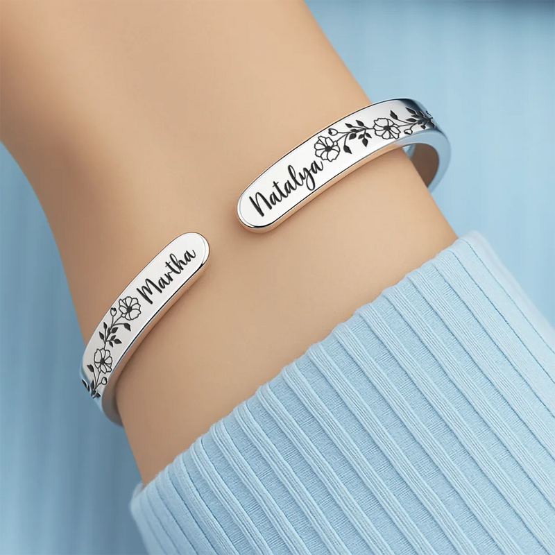 Gift For Bestie,Old Best friends,Love - Grow An Old Friend - Personalized Bangle Bracelet Cuff