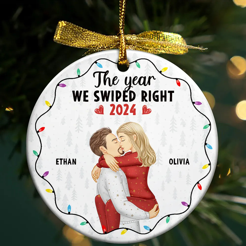 Gift For Couples - Christmas The Year We Swiped Right - Personalized Circle Ceramic Ornament