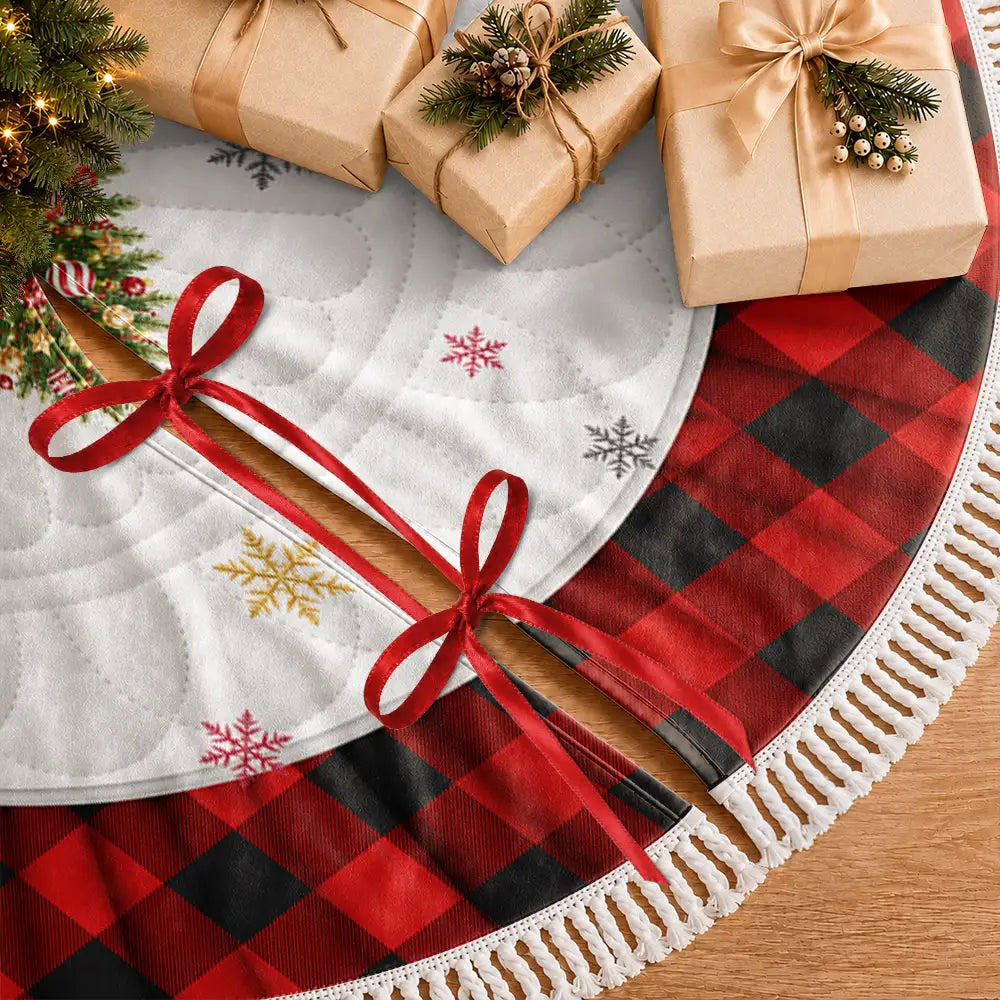 Christmas,Indoor Decor,Family,Vector,Happy - It's Not What's Under The Tree That Matters Family - Personalized Tree Skirt