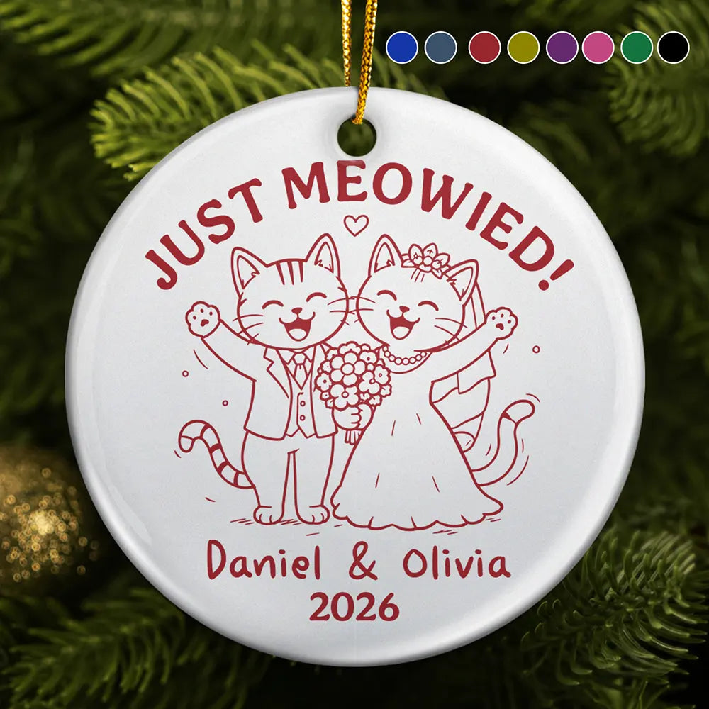 Christmas,Married Couple,Romantic,Gift For Couples,Icon - Just Meowied Couple - Personalized Circle Ceramic Ornament