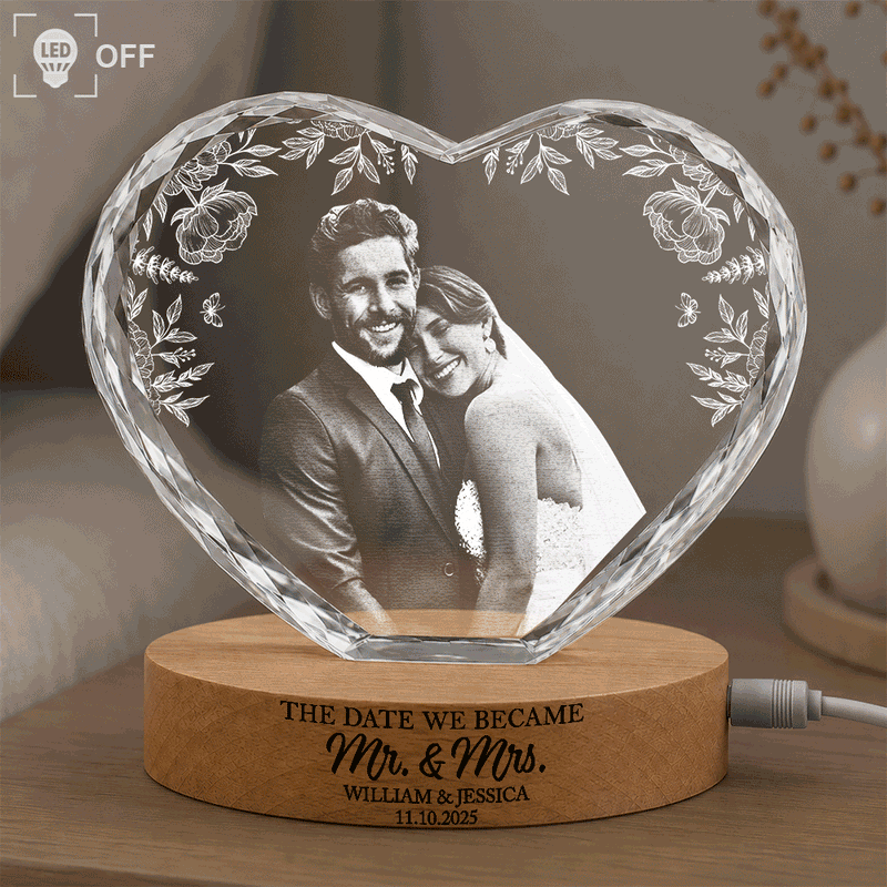 Gift For Couples,Old Couples,Gift For Husband,Gift For Wife,LGBT,Love,Married ,Engaged,Wedding,Wedding Anniversary - Custom Photo The Date We Became Mr & Mrs Wedding Couple - Personalized Crystal Heart Shaped Lamp
