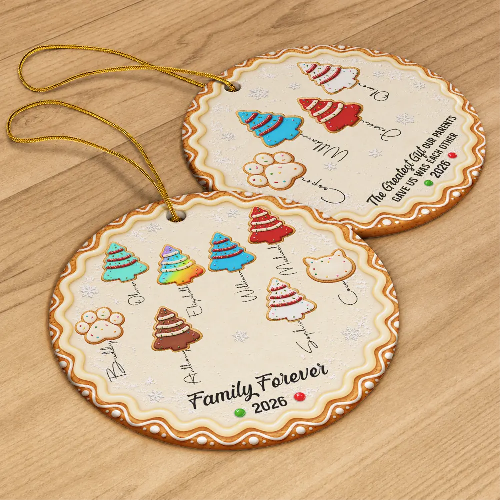 Christmas,Family,Icon,Sentimental - Christmas Gifts For Family - Personalized Family Forever Linked Together Gingerbread Style Circle Ceramic Ornament