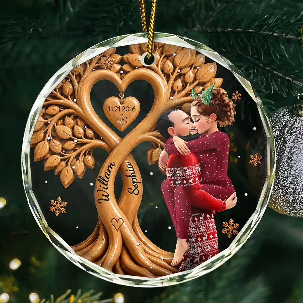 Kissing Couple Under Heart Tree - Personalized Circle Glass Ornament