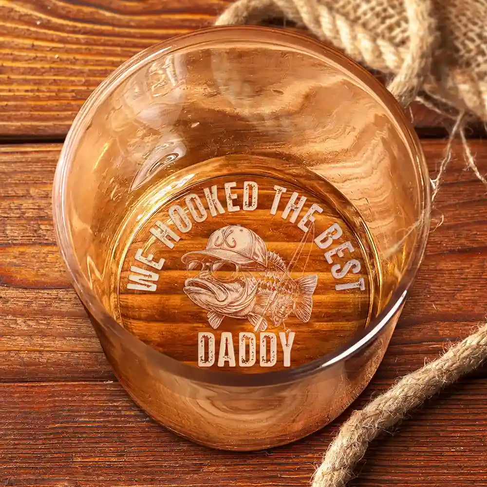 Gift For Husband,Gift For Men,Gift For Yourself,Gift For Grandpa,Gift For Father,Fishing,Photo - Pencil Sketch (Dark BG),Humorous - Custom Photo White Pencil Sketch Art We Hooked The Best Dad Grandpa - Personalized Engraved Whiskey Glass