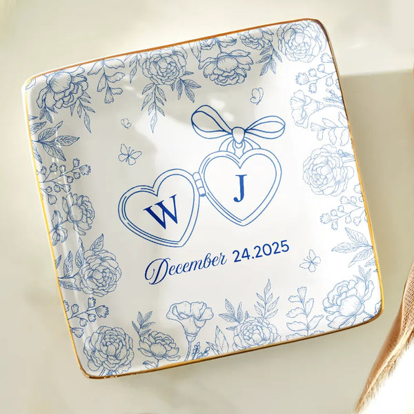 Gift For Couples, Gift For Husband, Gift For Wife, Happy - Locked Ring Dish Toile Pattern Couple - Personalized Ring Dish