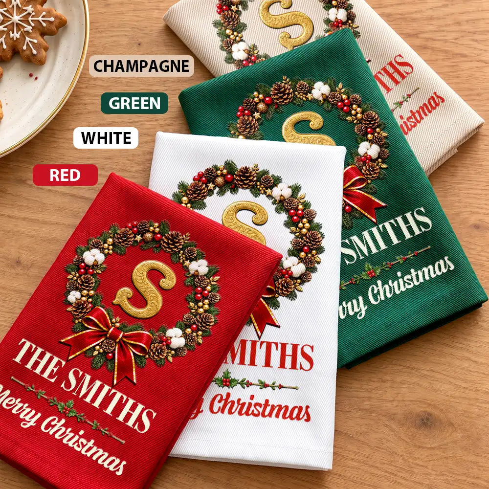 Christmas, Family, Icon, Sentimental, Top Market - Christmas Home Decor Gift For Family - Personalized Family Name & Monogram In Holly Wreath Reusable Napkin