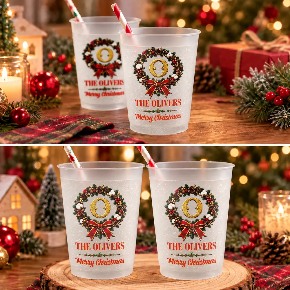 Christmas,Family,Icon,Sentimental,Top Market - Christmas Gift For Family Gathering - Personalized Family Name & Monogram In Holly Wreath Frosted Cups