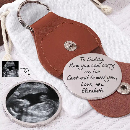 Custom Photo Dad-to-be Now You Can Carry Me Too Expecting Dad - Personalized Leather Pocket Hug