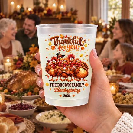 Thanksgiving Gift For Family Gathering - Personalized Family Name & Year Thankful For You Turkeys Frosted Cups