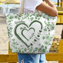 Gift For Wife,Gift For Mother,Gift For Grandma,Love,Family,Non-Eng,Icon - Mom Grandma Sweethearts Toile - Personalized Beach Bag