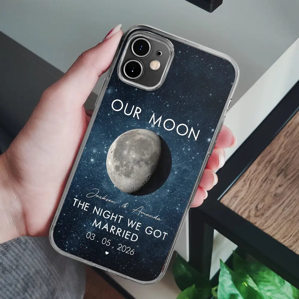 Gift For Couples,Gift For Husband,Gift For Wife,Gift For Boyfriend,Gift For Girlfriend,Parents,Gift For Mother,Gift For Father,Married ,Engaged,Love - Moon Phase The Beginning Of Our Forever - Personalized Clear Phone Case