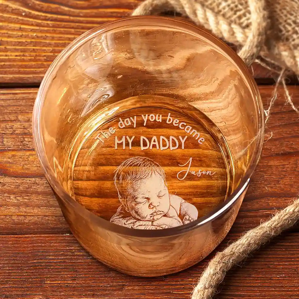 Gift For Father,New Dad,New baby,Custom Photo,Non-Eng,Photo - Pencil Sketch (Dark BG),Adorable - Custom Photo White Pencil Sketch Art The Day You Became My Mom Dad - Personalized Engraved Whiskey Glass
