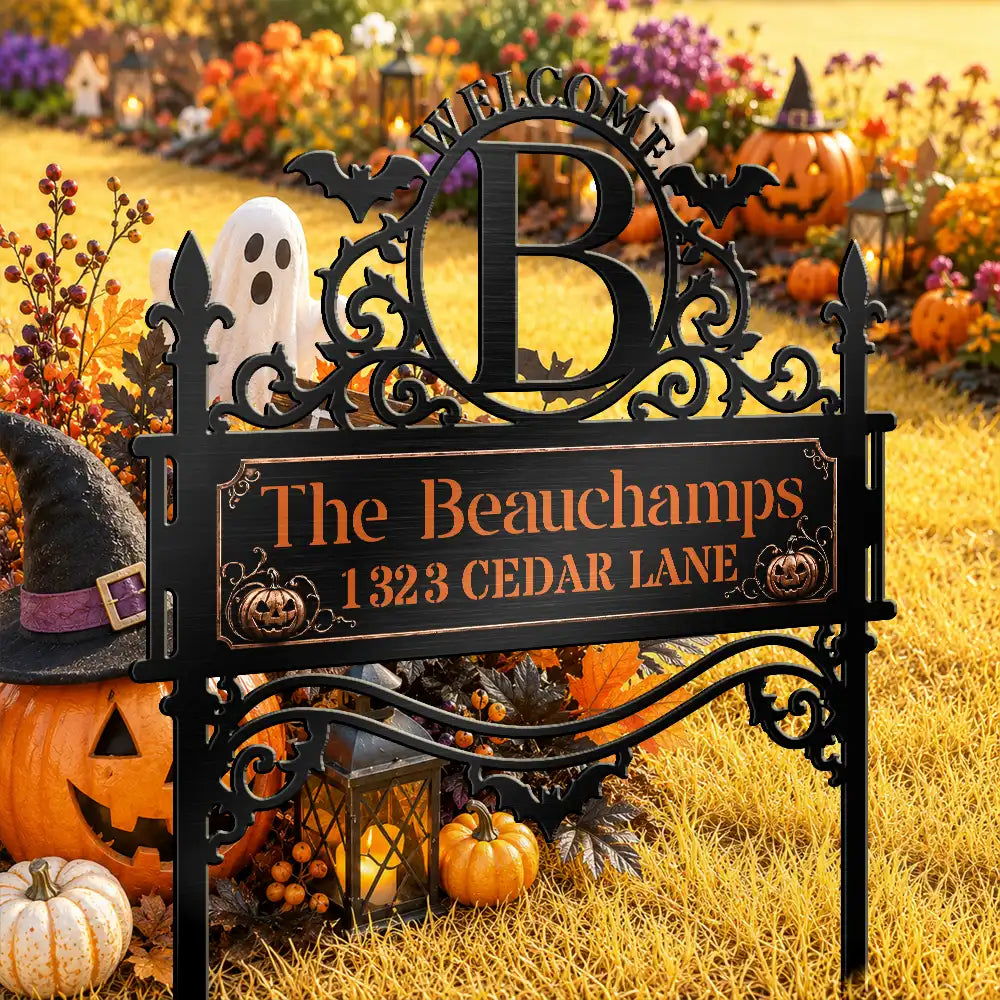 Halloween,Cozy,Family,Custom Text - Haunted Home Family Welcome Sign - Personalized Metal Garden Stake