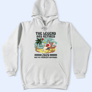 The Legend Has Retired Vintage - Retirement Gift For Beach Lovers, Dad, Mom, Grandpa, Grandma - Personalized T Shirt