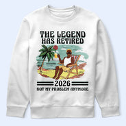The Legend Has Retired Vintage - Retirement Gift For Beach Lovers, Dad, Mom, Grandpa, Grandma - Personalized T Shirt