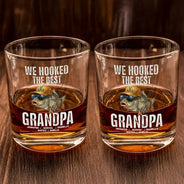 Gift For Husband,Gift For Men,Gift For Yourself,Gift For Grandpa,Gift For Father,Fishing,Icon,Humorous - We Hooked The Best Dad Grandpa - Personalized Whiskey Glass