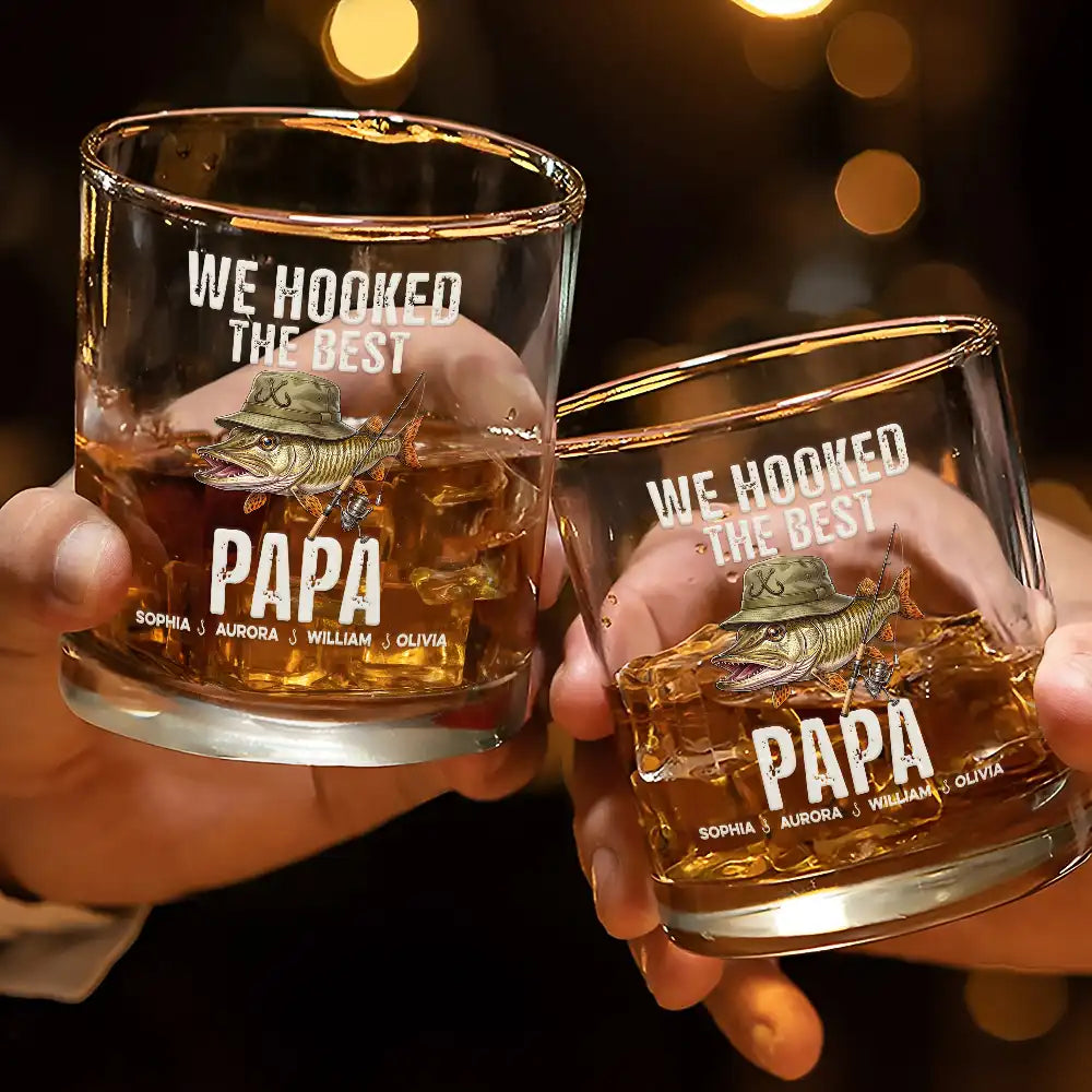 Gift For Husband,Gift For Men,Gift For Yourself,Gift For Grandpa,Gift For Father,Fishing,Icon,Humorous - We Hooked The Best Dad Grandpa - Personalized Whiskey Glass